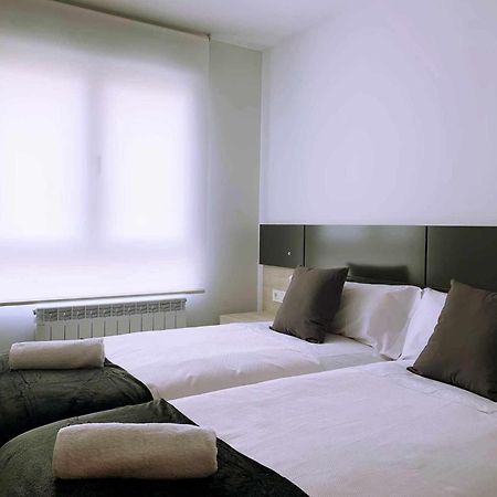 Ramon Y Cajal Suites De Luxe 莱昂 外观 照片