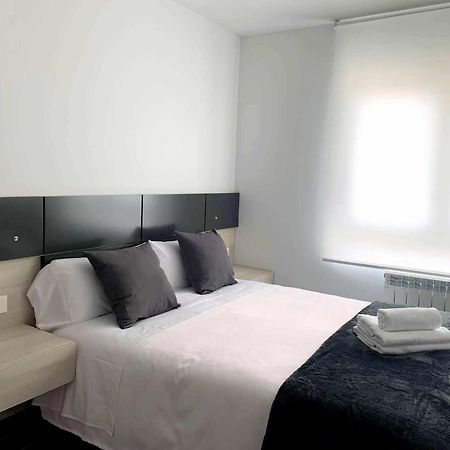 Ramon Y Cajal Suites De Luxe 莱昂 外观 照片