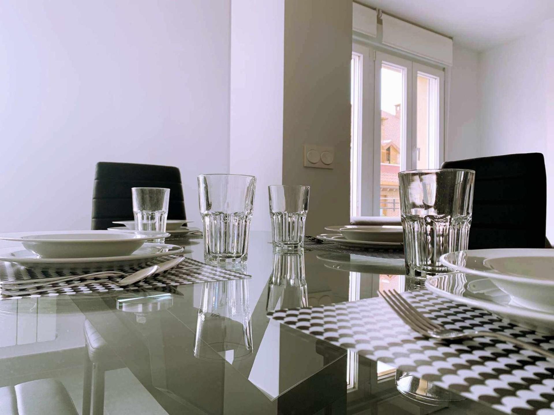 Ramon Y Cajal Suites De Luxe 莱昂 外观 照片