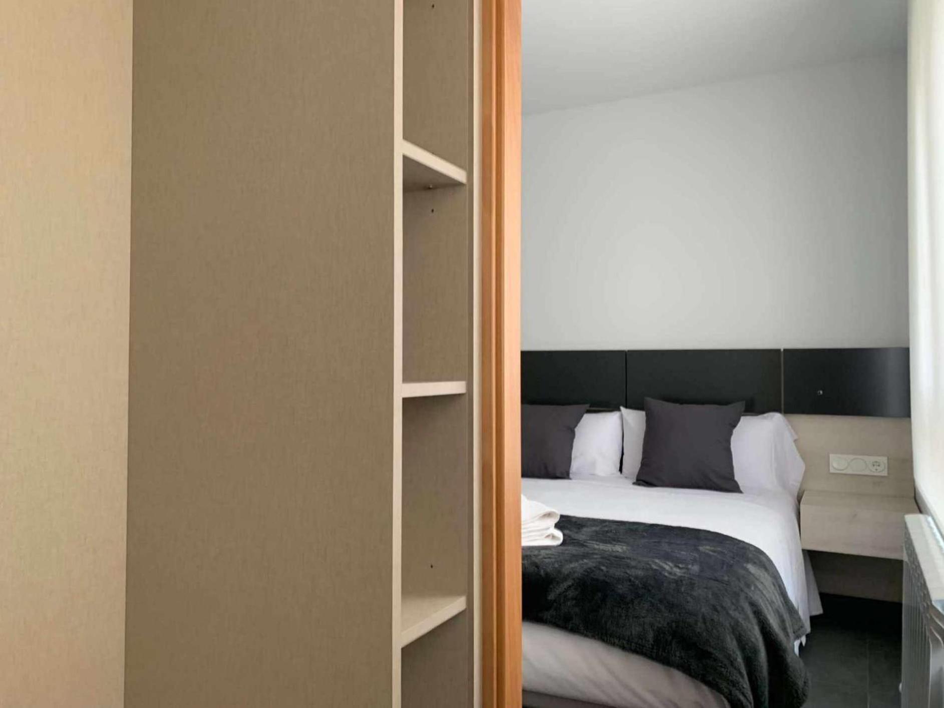 Ramon Y Cajal Suites De Luxe 莱昂 外观 照片